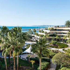 https://holiday-inn-resort-nice-port-st-laurent-06700.fr-provencehotel.com